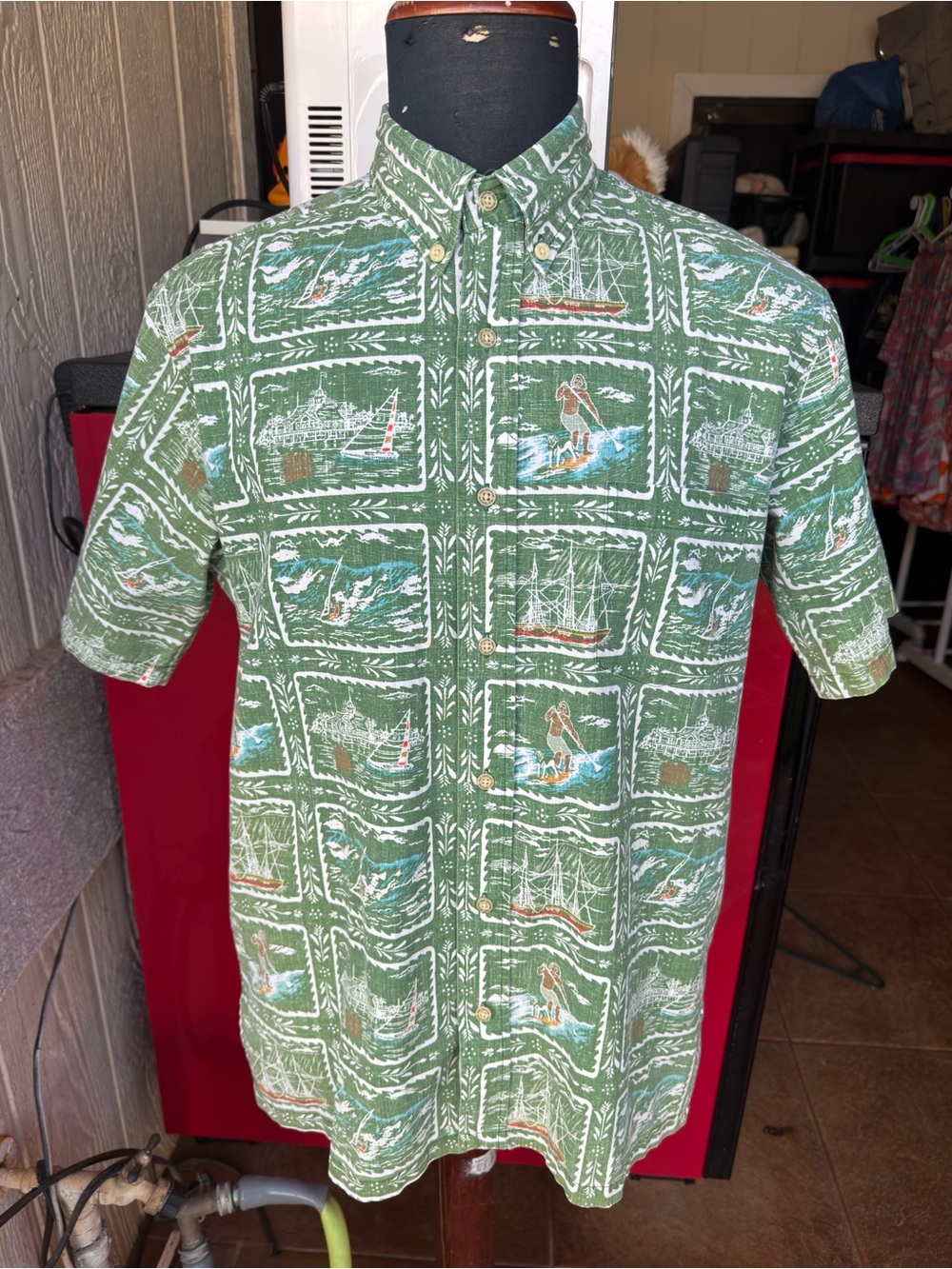 PreOwned Reyn Spooner Green Hawaiian Print Full Button Men's Medium